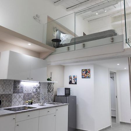 Aurora House Loft Apartment เชฟาลู ภายนอก รูปภาพ