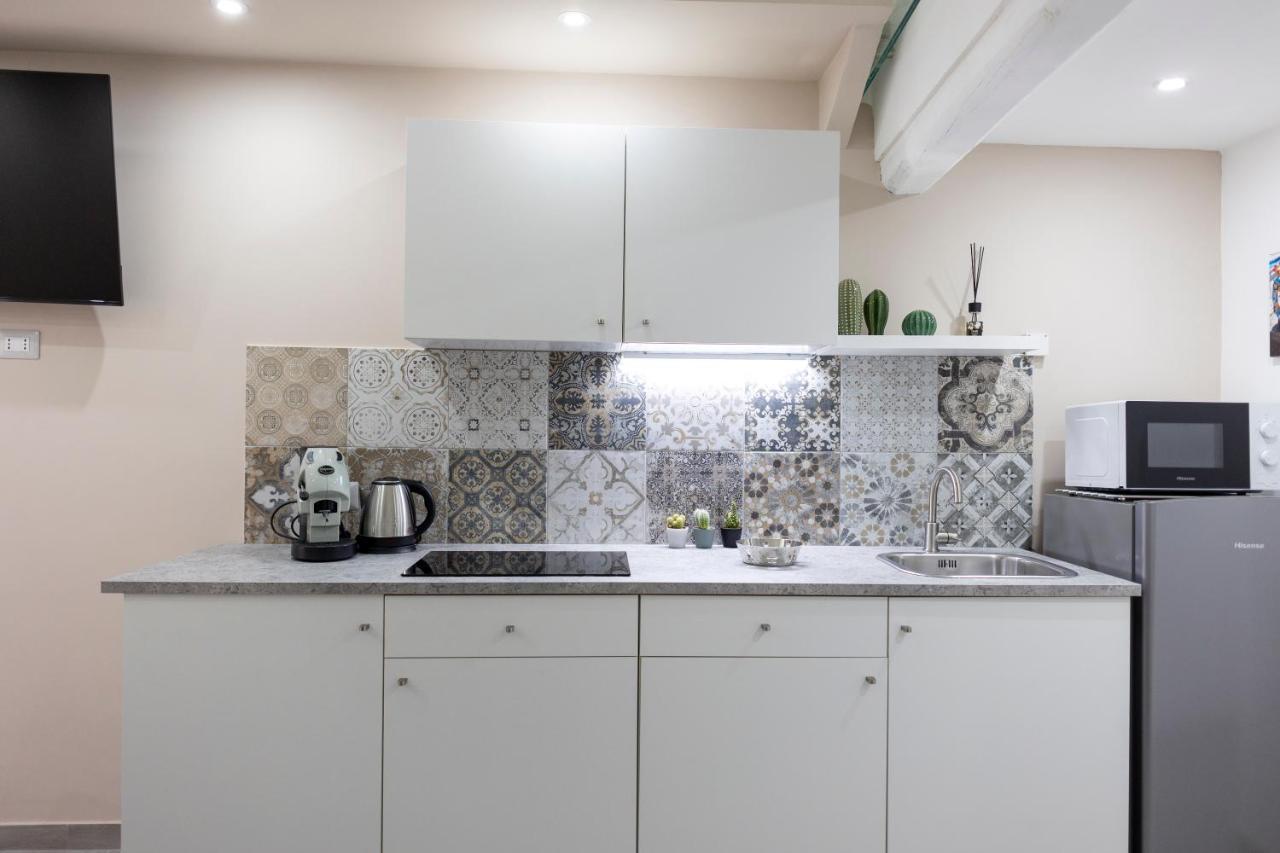 Aurora House Loft Apartment เชฟาลู ภายนอก รูปภาพ