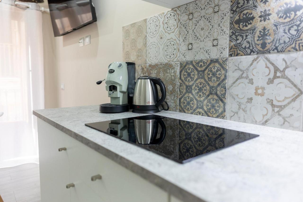 Aurora House Loft Apartment เชฟาลู ภายนอก รูปภาพ