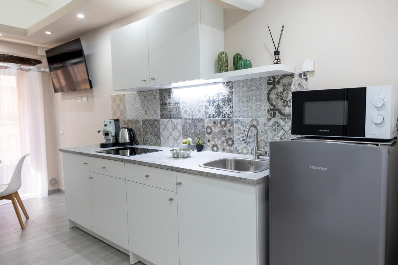 Aurora House Loft Apartment เชฟาลู ภายนอก รูปภาพ