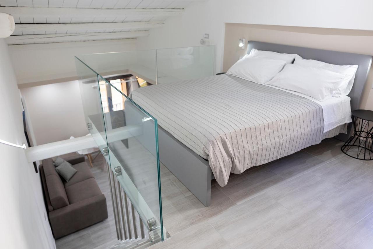 Aurora House Loft Apartment เชฟาลู ภายนอก รูปภาพ